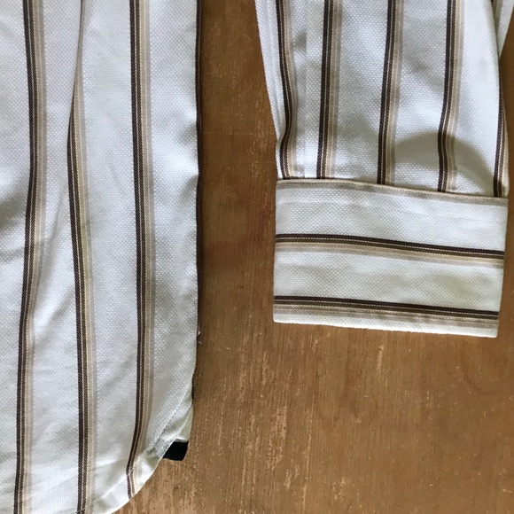 Gap classic fit button down - Picture 7 of 8